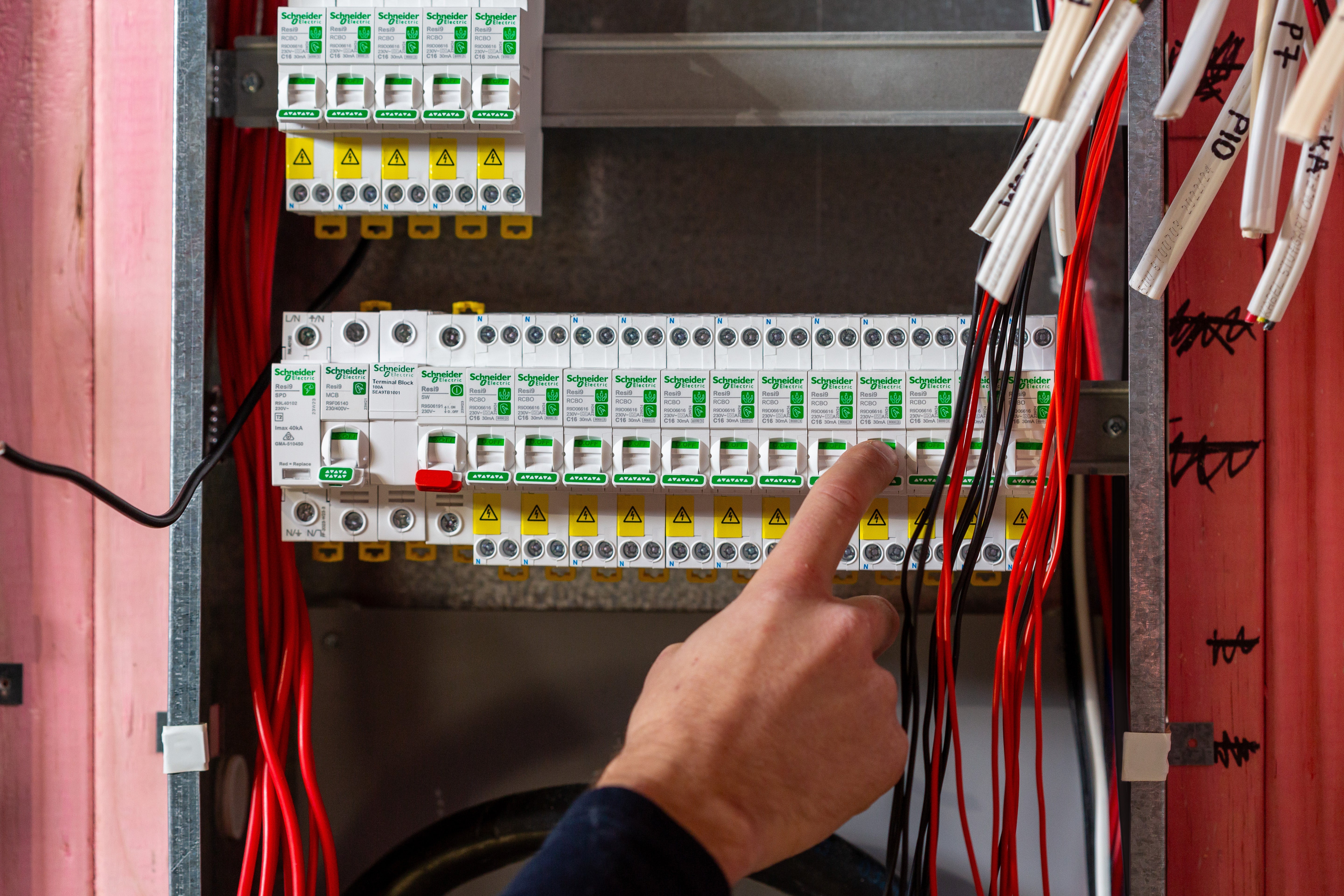 Circuit protection products available online from Electrical Direct NZ