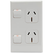 PDL 600 Double Switched Socket Vertical 15Amp - White